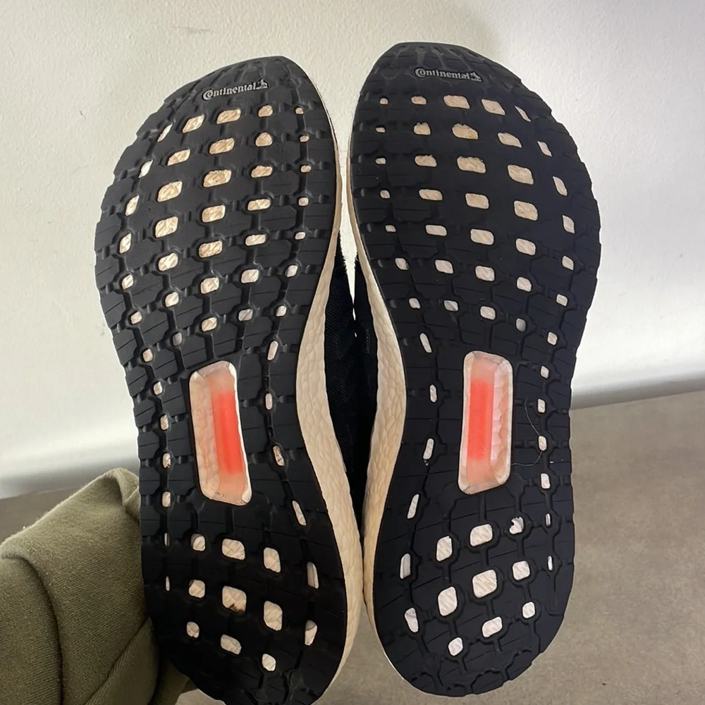 Adidas Womens ULTRABOOST 19 ‘Core Black’ size 10 #G54014 - Picture 9 of 10
